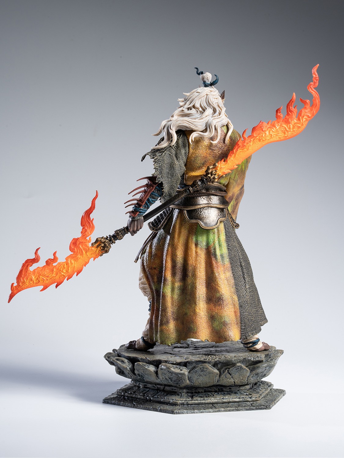 Black Myth: Wukong Guangzhi Figurine  (Prototype Shown) View 9
