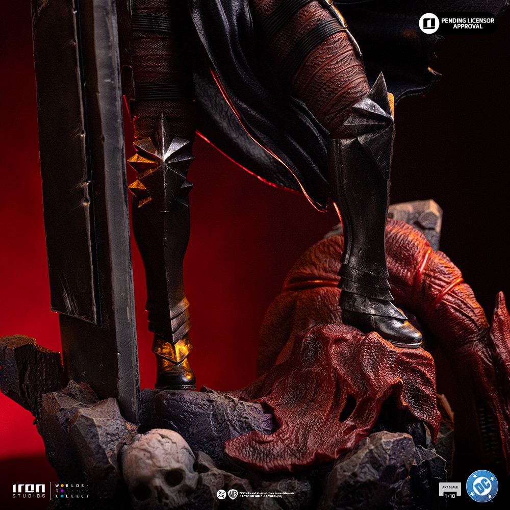 DC Comics Wonder Woman Absolute 1:10 Scale Statue  (Prototype Shown) View 5