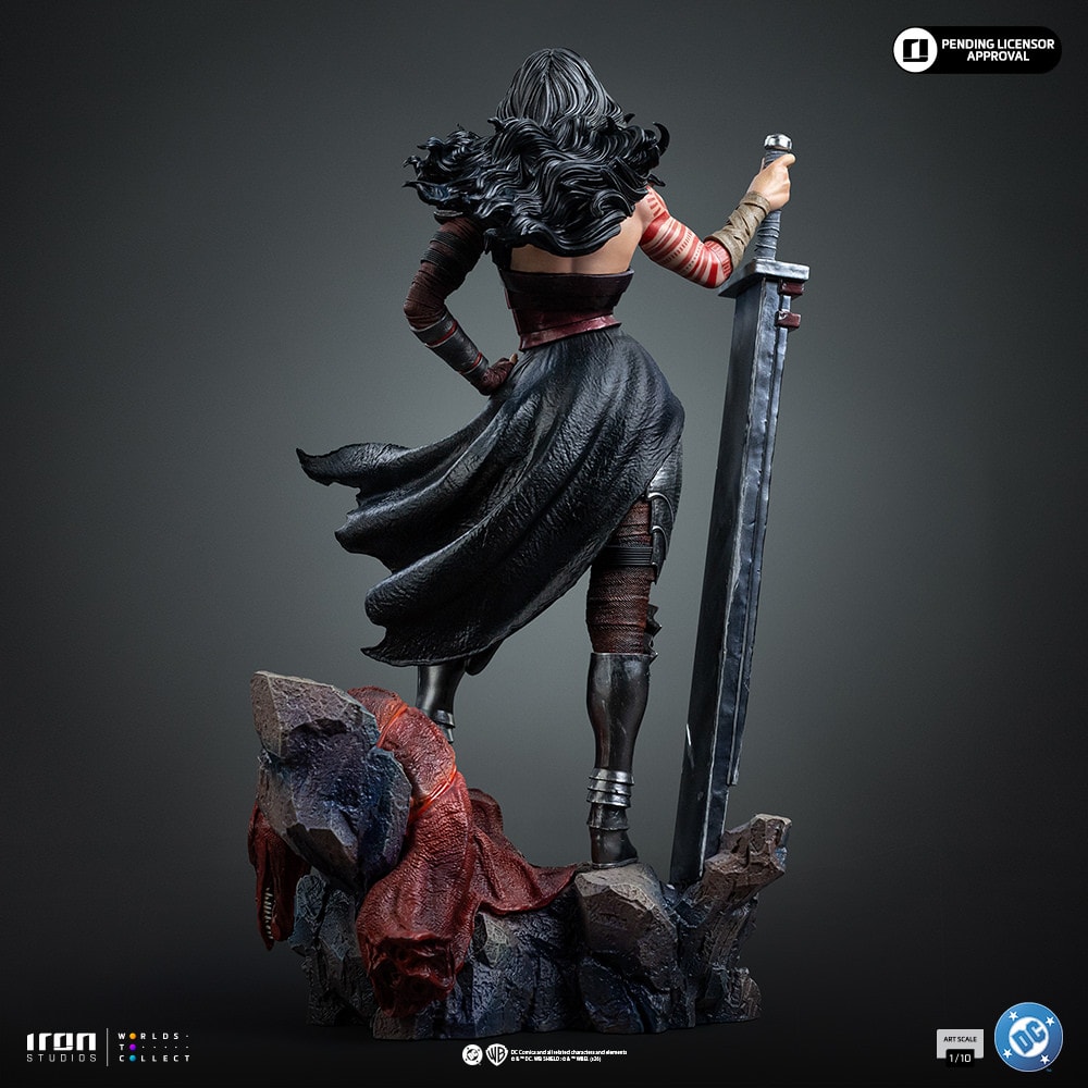 DC Comics Wonder Woman Absolute 1:10 Scale Statue  (Prototype Shown) View 10