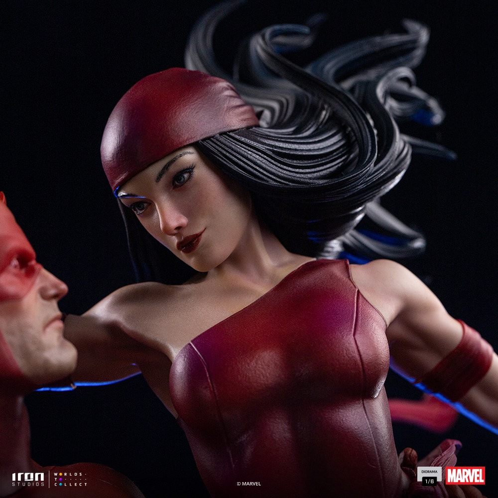 Marvel Daredevil and Elektra Statues  (Prototype Shown) View 9