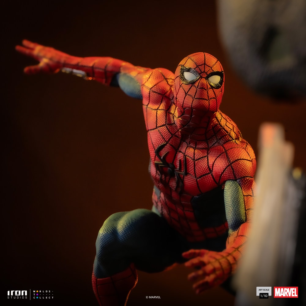 Marvel Spider-Man vs Hulk 1:10 Scale Statue  (Prototype Shown) View 8