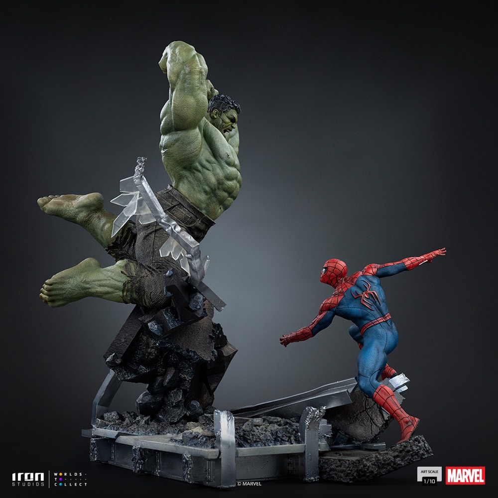 Marvel Spider-Man vs Hulk 1:10 Scale Statue  (Prototype Shown) View 16