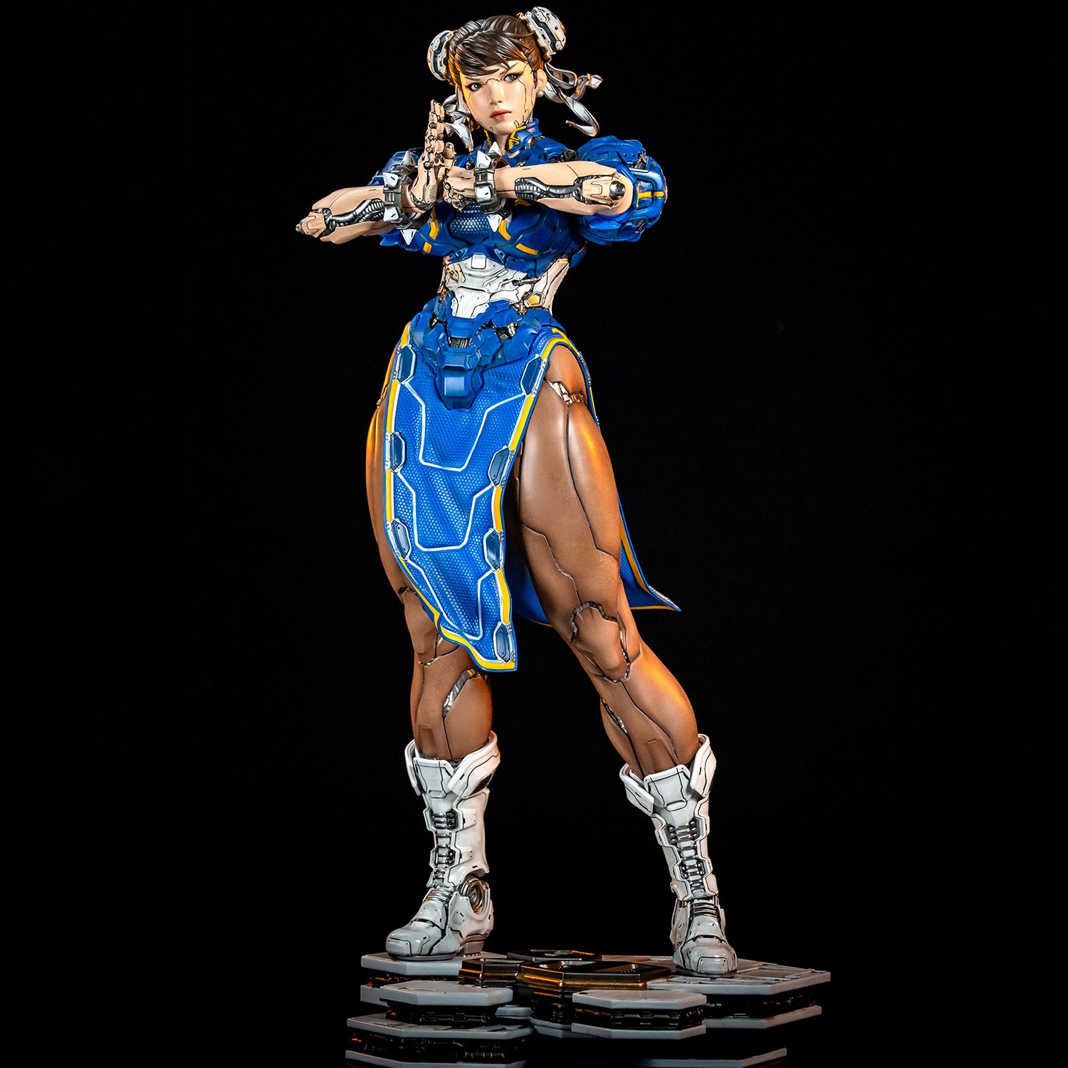 Street Fighter Chun-Li Android (Classic Edition) Quarter Scale Statue  (Prototype Shown) View 1