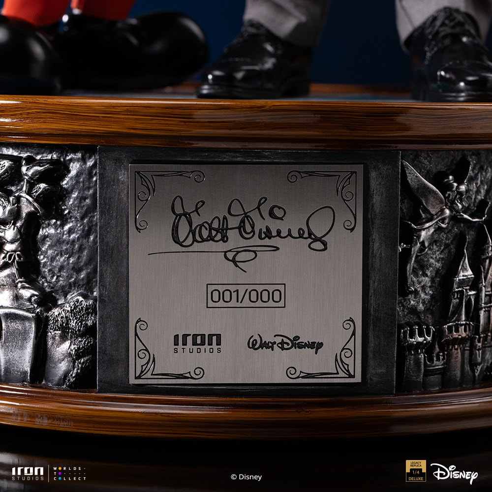 Disney Walt Disney & Mickey Mouse Quarter Scale Statue  (Prototype Shown) View 6