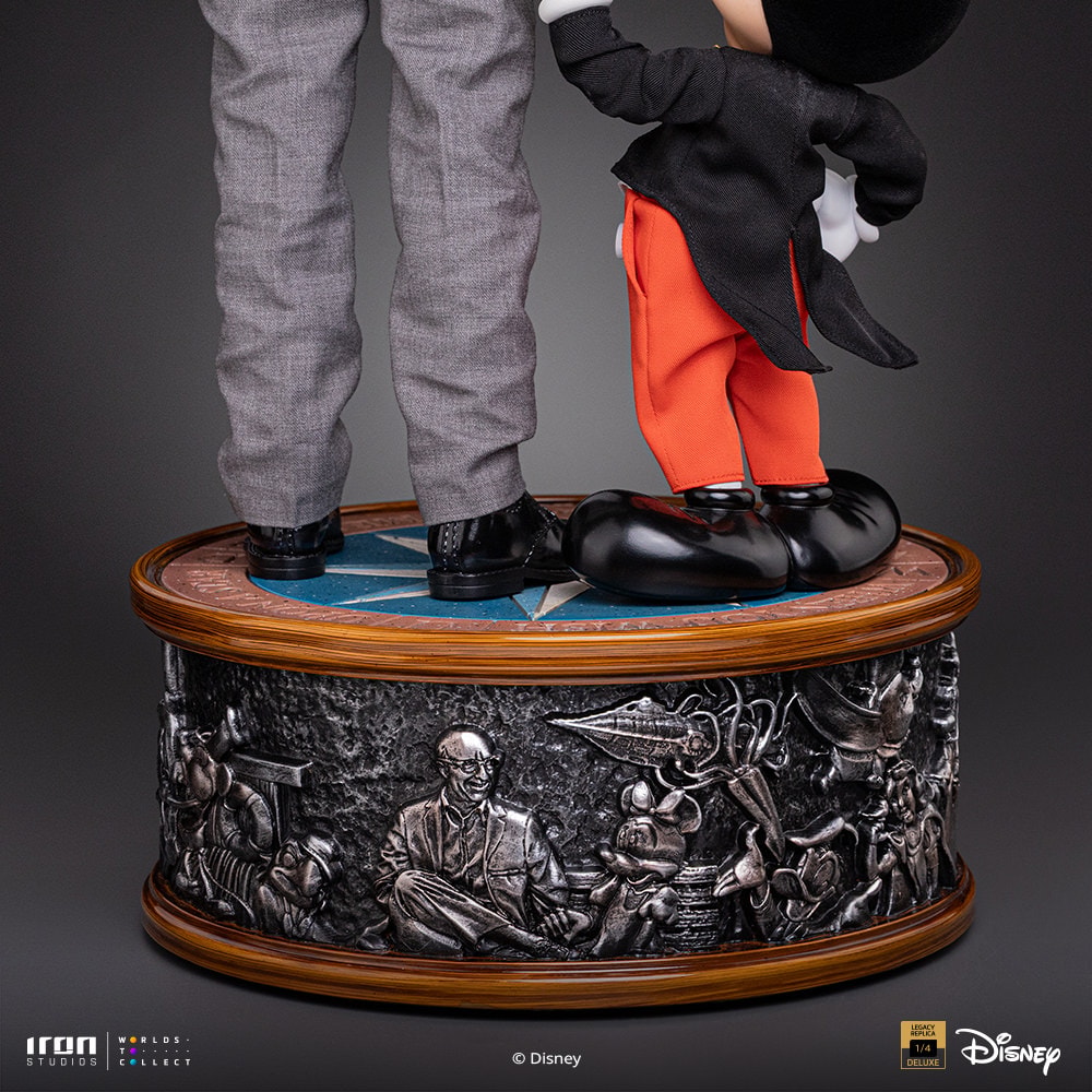 Disney Walt Disney & Mickey Mouse Quarter Scale Statue  (Prototype Shown) View 14