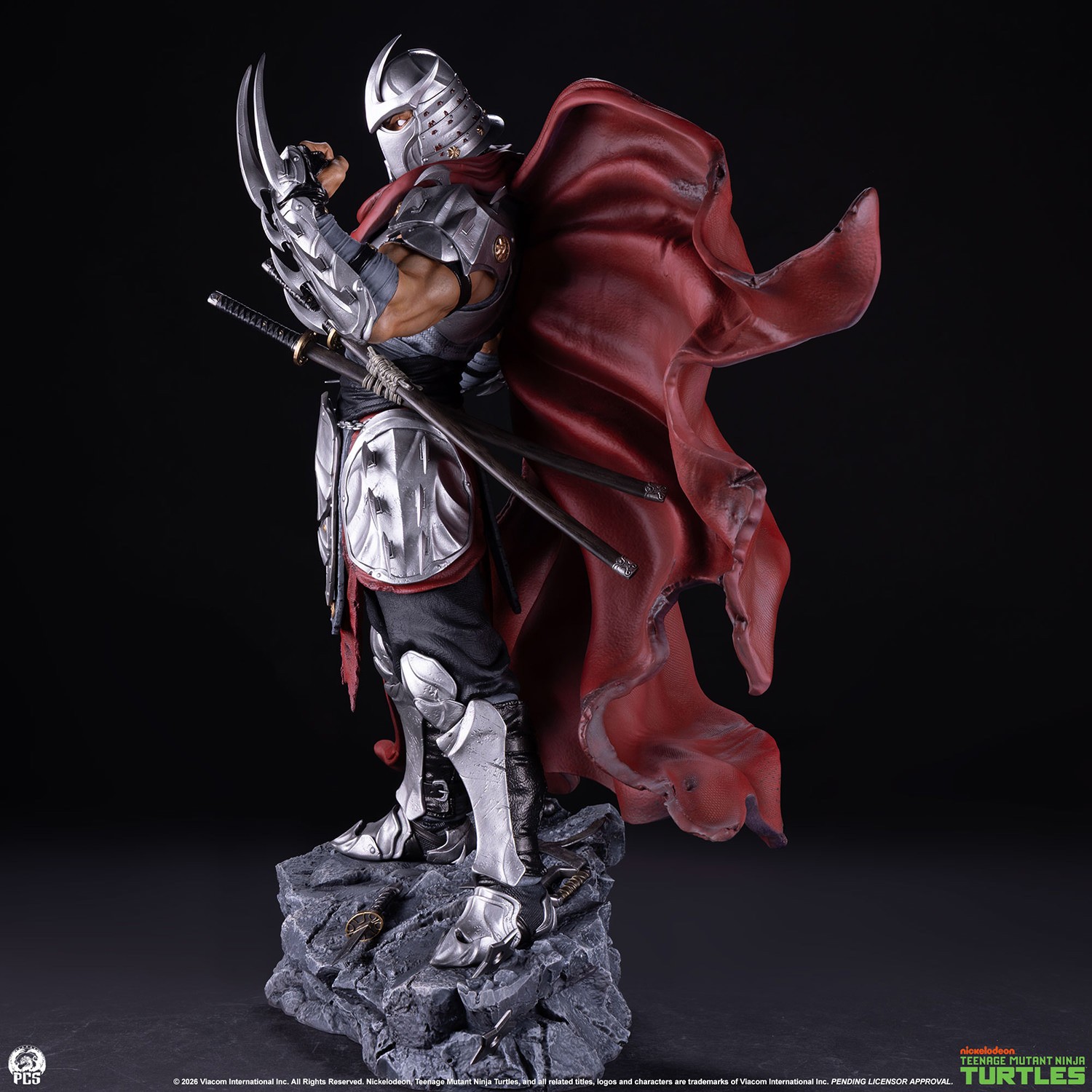 Teenage Mutant Ninja Turtles Shredder (Comic Variant) 1:3 Scale Statue  (Prototype Shown) View 8
