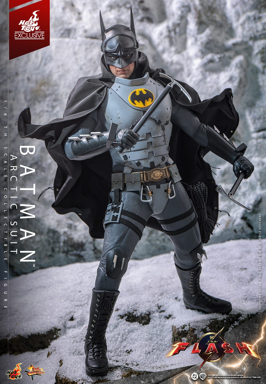 DC Comics Batman (Arctic Suit) Sixth Scale Figure  (Prototype Shown) View 11