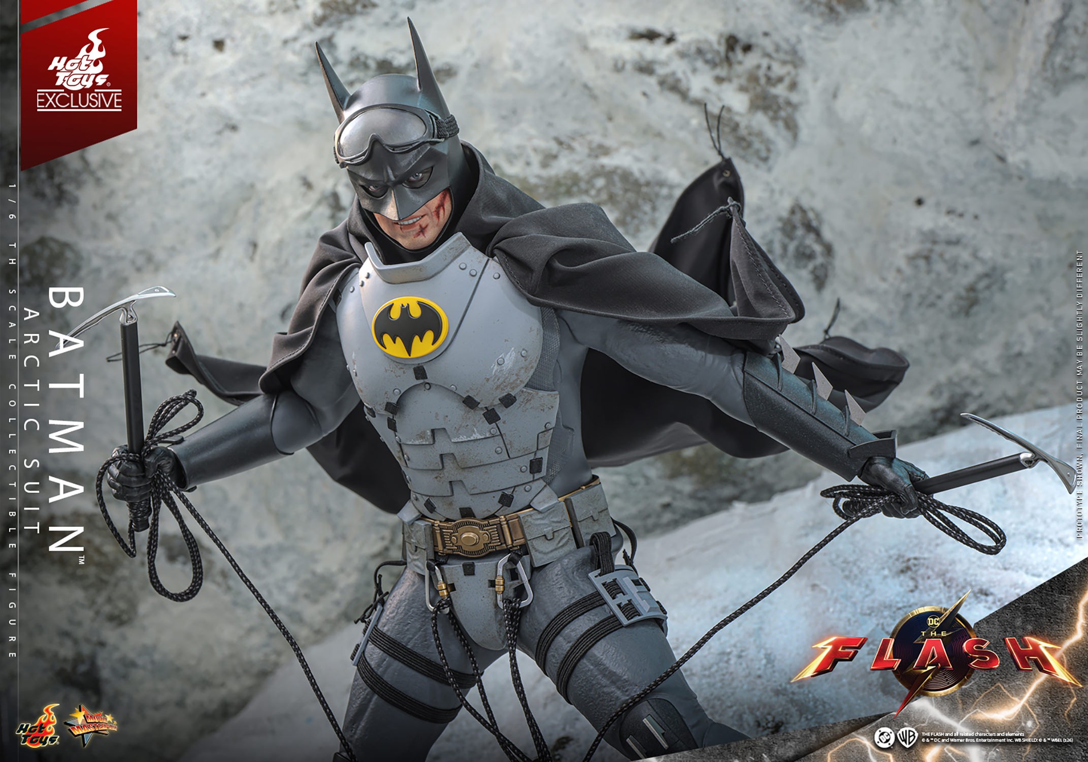 DC Comics Batman (Arctic Suit) Sixth Scale Figure  (Prototype Shown) View 20