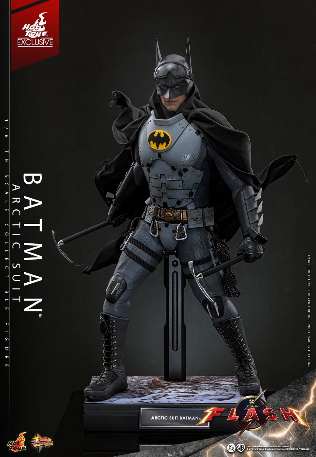 DC Comics Batman (Arctic Suit) Sixth Scale Figure  (Prototype Shown) View 21