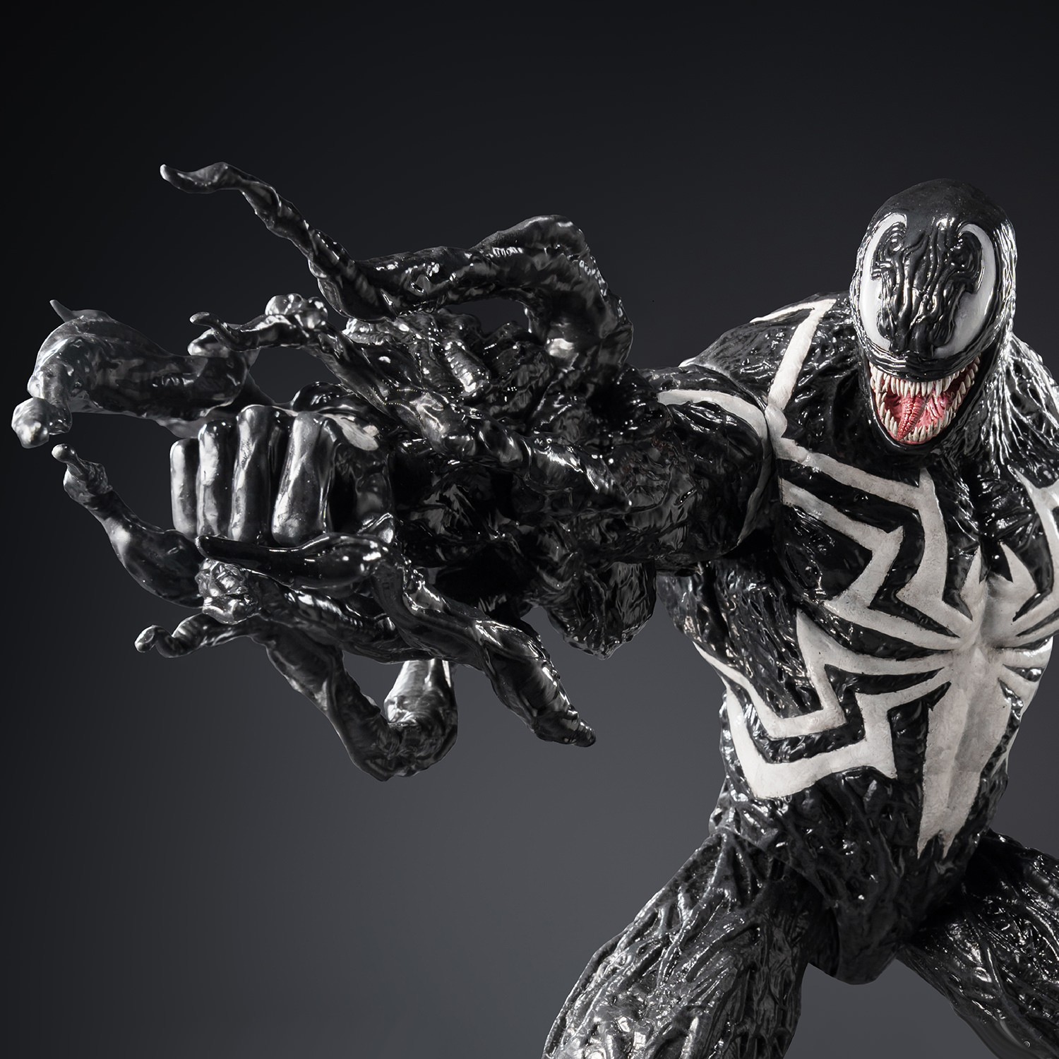 Marvel DLX Venom Action Figure  (Prototype Shown) View 5