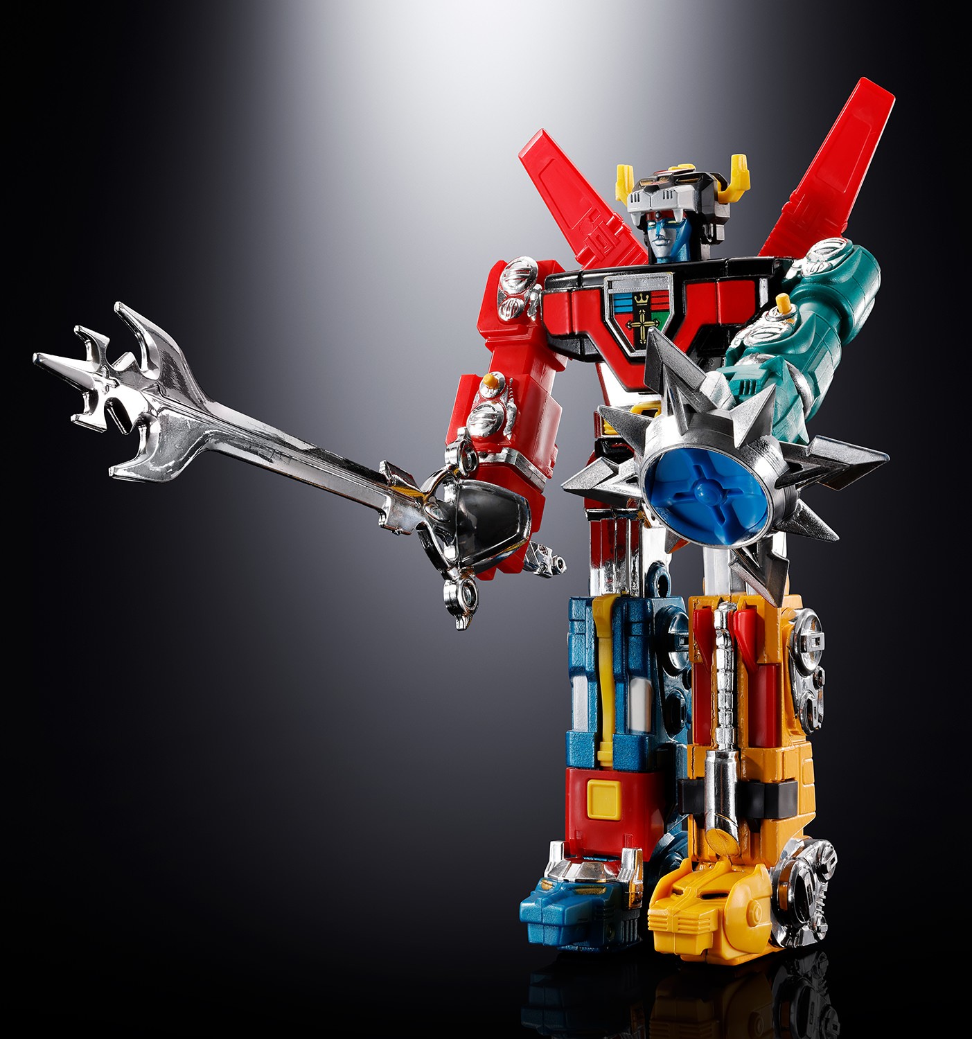 Voltron: Defender of the Universe Voltron Action Figure  (Prototype Shown) View 8