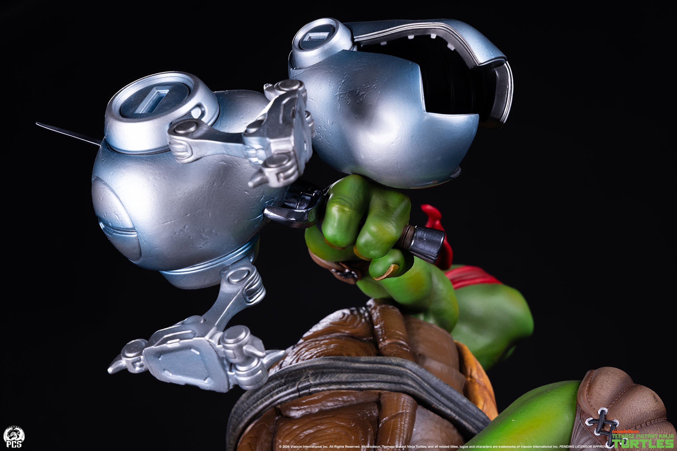 Teenage Mutant Ninja Turtles Raphael Quarter Scale Statue  (Prototype Shown) View 13