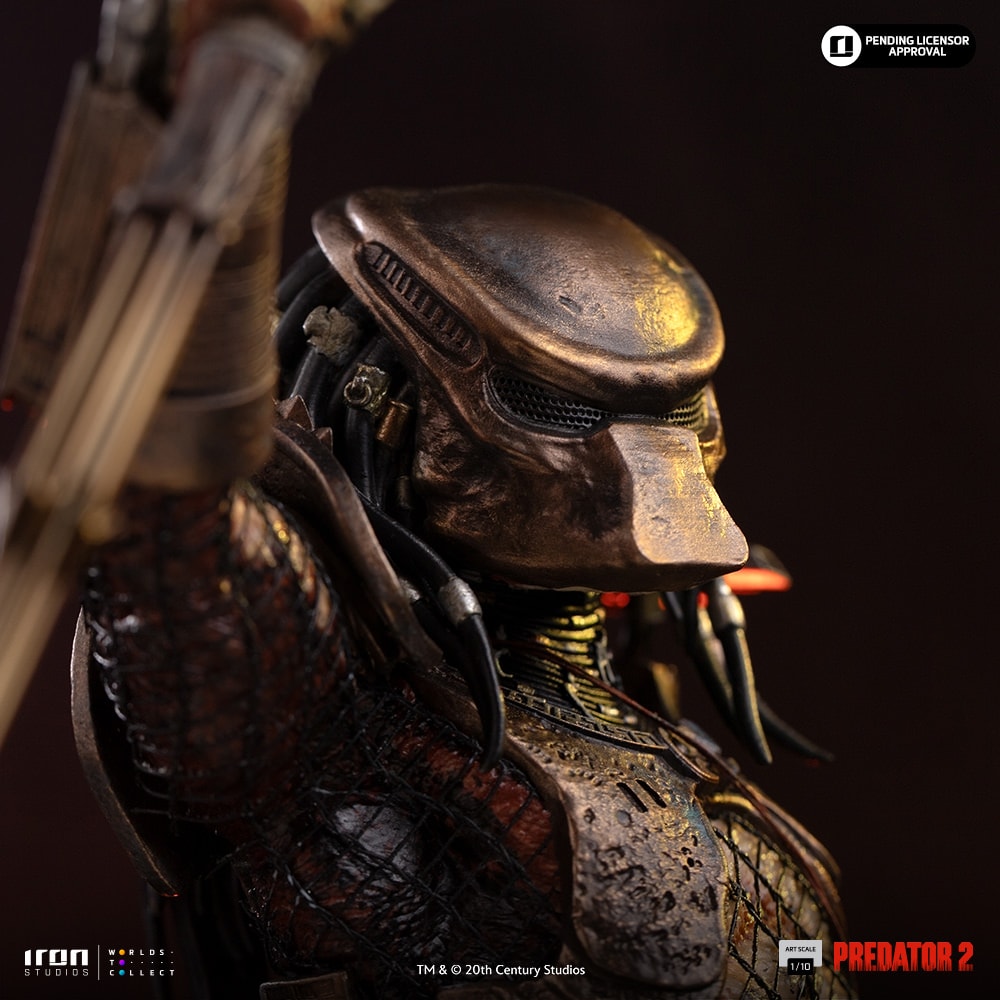 Predator 2 Predator City Hunter 1:10 Scale Statue  (Prototype Shown) View 4