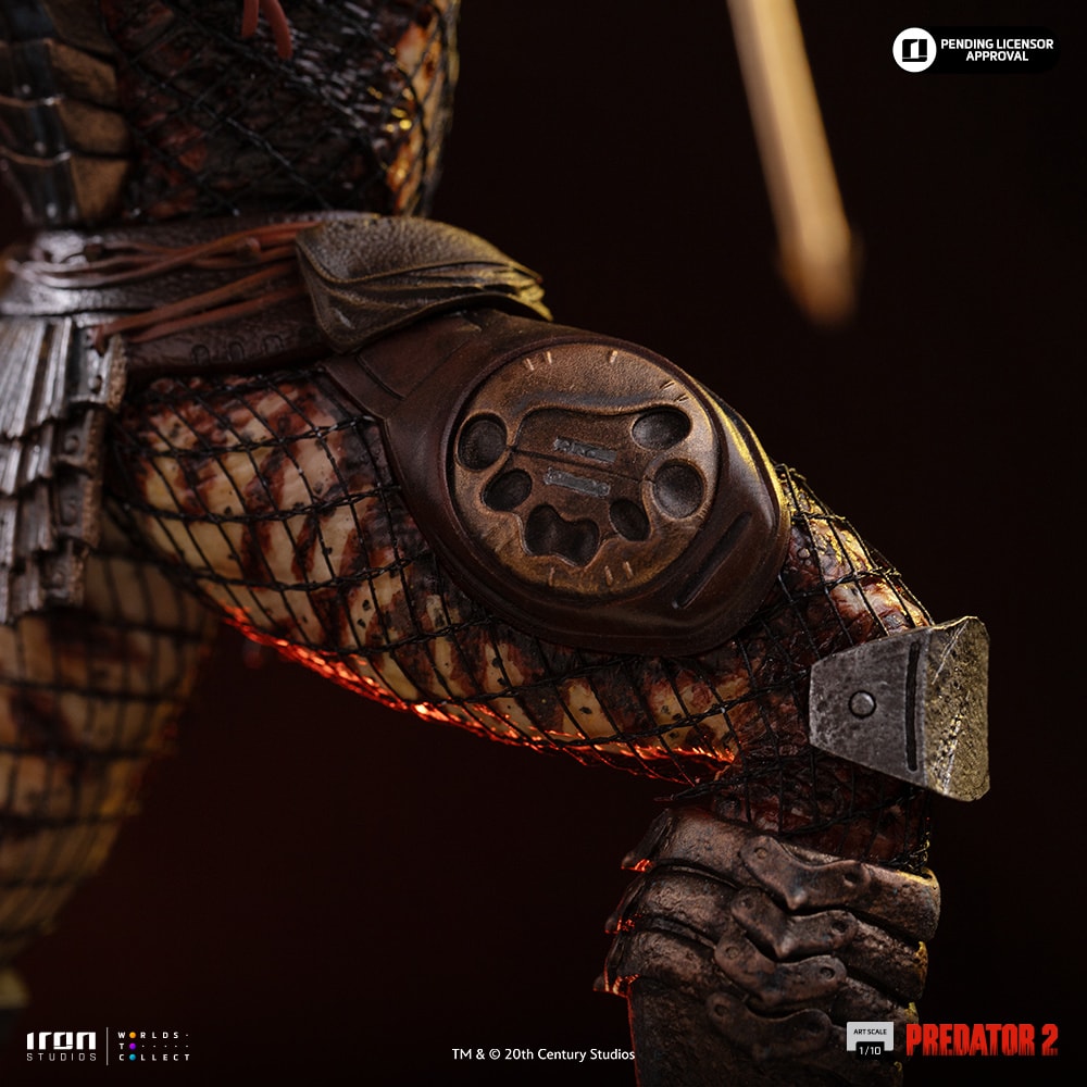 Predator 2 Predator City Hunter 1:10 Scale Statue  (Prototype Shown) View 9