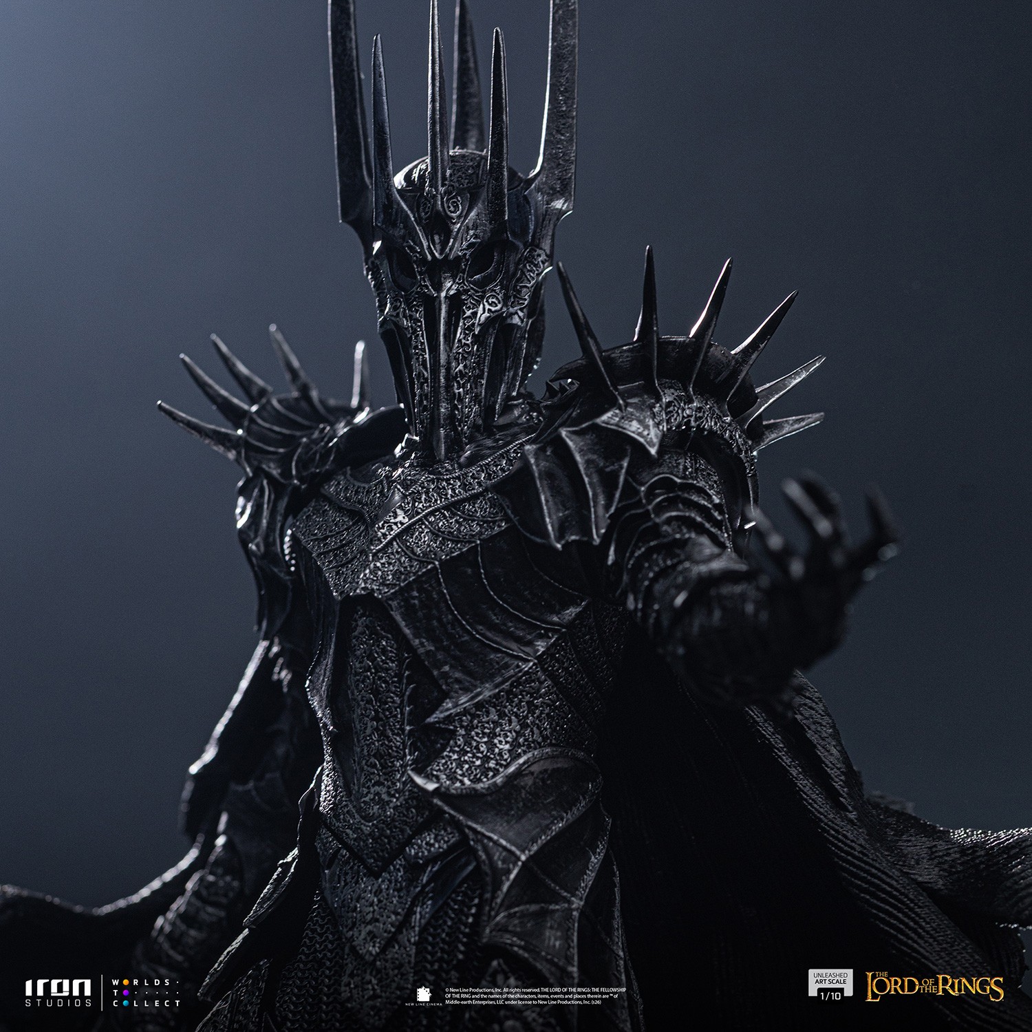 The Lord of the Rings Sauron Unleashed 1:10 Scale Statue  (Prototype Shown) View 2