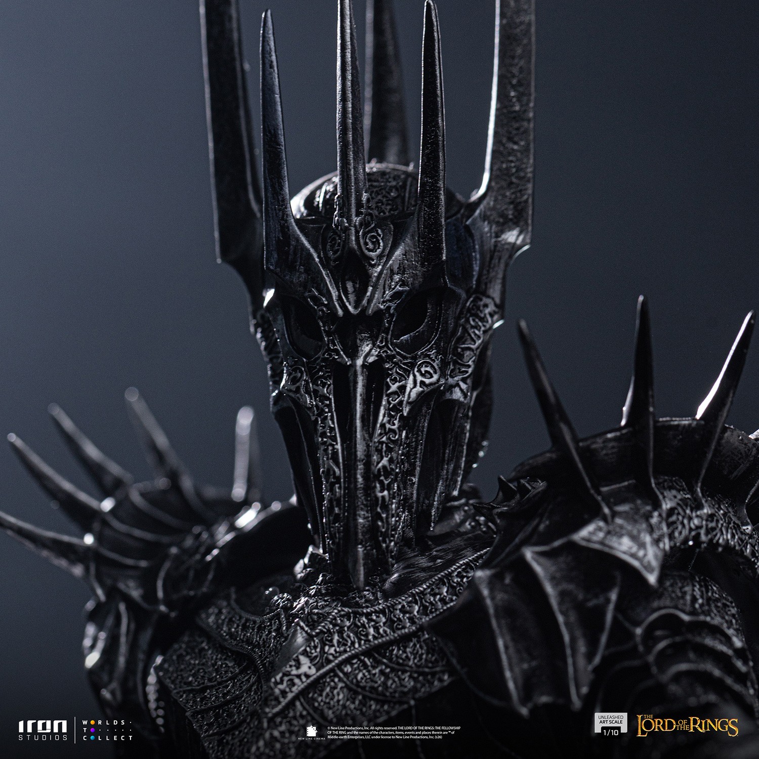 The Lord of the Rings Sauron Unleashed 1:10 Scale Statue  (Prototype Shown) View 4