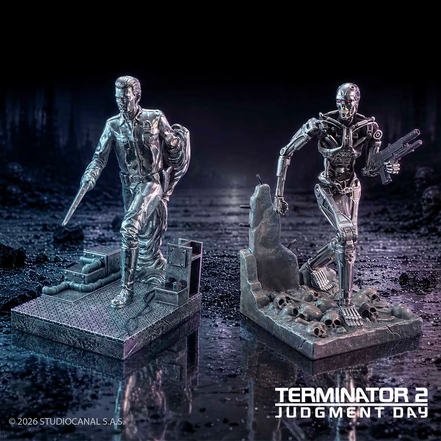 Terminator T-1000 vs T-800 Bookends Office Supplies  (Prototype Shown) View 1