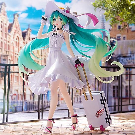 Hatsune Miku Racing Miku 2021: Private Ver. Collectible Figure  (Prototype Shown) View 4