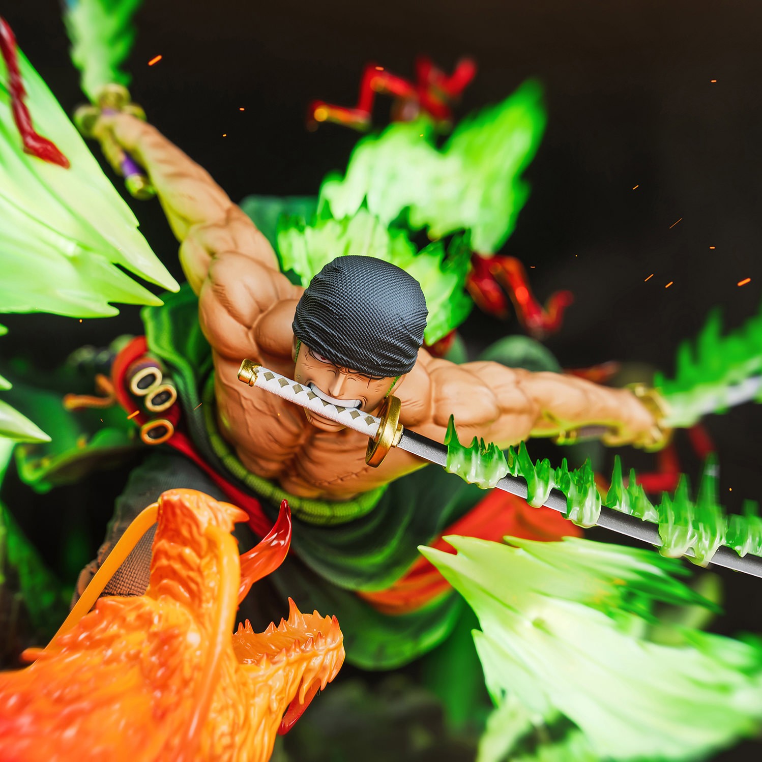 One Piece Zoro vs. King (Illuminated Version) Statues  (Prototype Shown) View 3