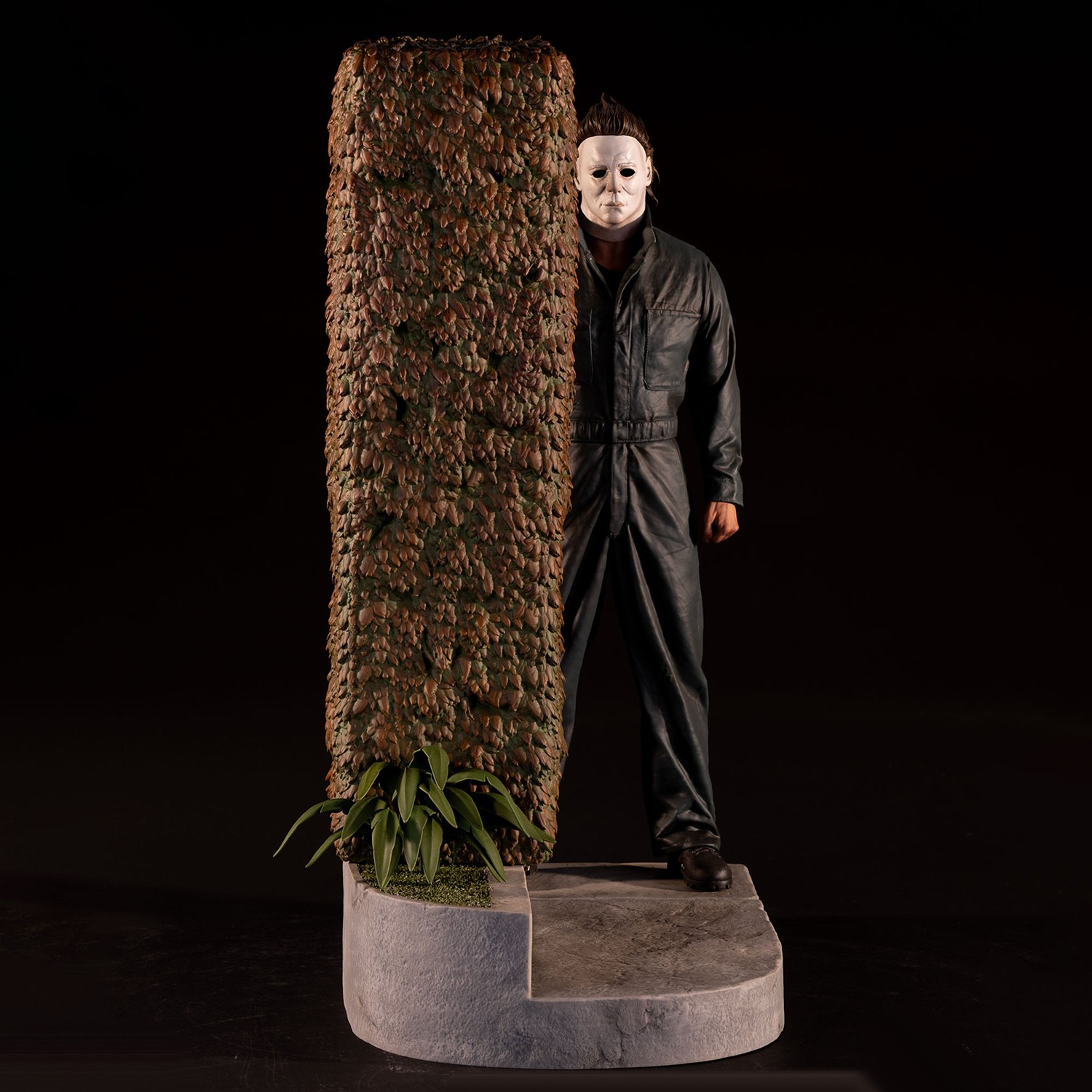 Halloween Michael Myers (Deluxe Edition) Quarter Scale Statue  (Prototype Shown) View 1