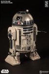 R2-D2 Deluxe Exclusive Edition View 1