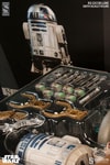 R2-D2 Deluxe Exclusive Edition View 2