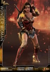 Wonder Woman Deluxe Version (Prototype Shown) View 19