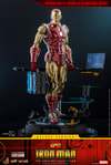 Iron Man (Deluxe) (Prototype Shown) View 12