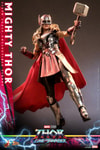 Mighty Thor (Special Edition) Exclusive Edition (Prototype Shown) View 5