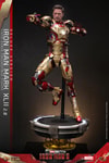 Iron Man Mark XLII (2.0) (Deluxe Version) (Special Edition) (Prototype Shown) View 17