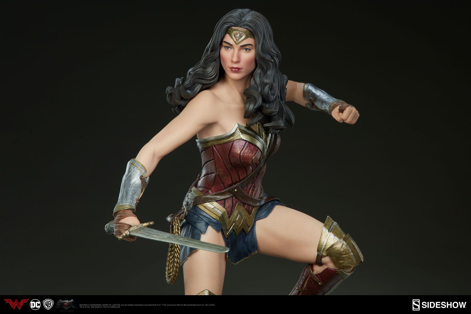 DC Comics Wonder Woman Premium Format(TM) Figure by Sideshow 
