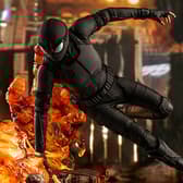 Hot Toys Spider-Man (Stealth Suit) Deluxe Version Collectible