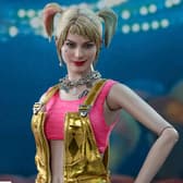 Hot Toys Harley Quinn Collectible