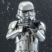 Hot Toys Stormtrooper (Chrome Version) Collectible