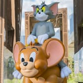  Tom and Jerry Mega Piggyback Ride (700% Version) Collectible