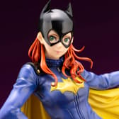  Batgirl (Barbara Gordon) Bishoujo Collectible
