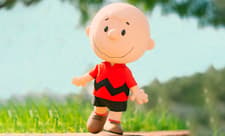 Charlie Brown (Red Shirt) Vinyl Collectible
