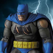 Batman (The Dark Knight Triumphant) Collectible Figure