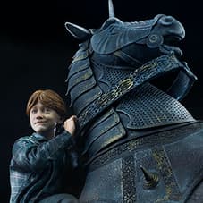 Ron Weasley at the Wizard Chess Deluxe 1:10 Scale Statue