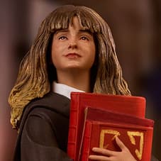Hermione Granger 1:10 Scale Statue