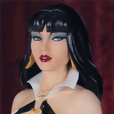 Vampirella (Color Variant) Bust