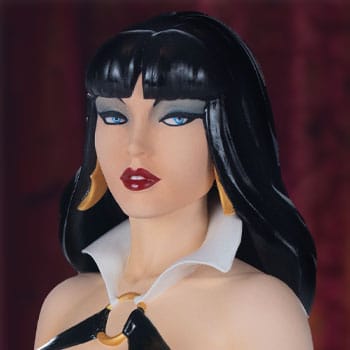  Vampirella (Color Variant) Collectible