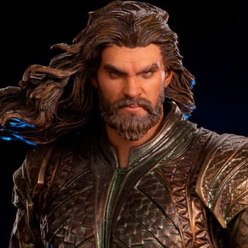  Aquaman Collectible
