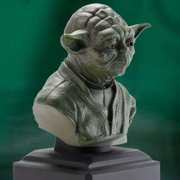  Yoda (Green Edition) Collectible