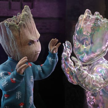 Hot Toys Groot (Deluxe Version) Collectible