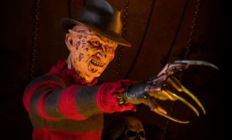 Gallery Feature Image of Freddy Krueger Premium Format™ Figure - Click to open image gallery