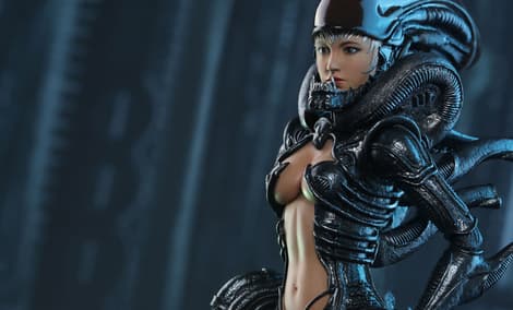 Gallery Feature Image of Alien Girl Sixth Scale Figure - Click to open image gallery