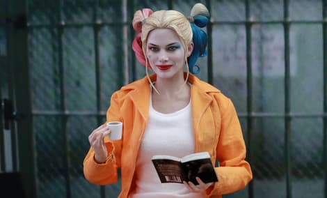 Gallery Feature Image of Harley Quinn Prisoner Version Sixth Scale Figure - Click to open image gallery
