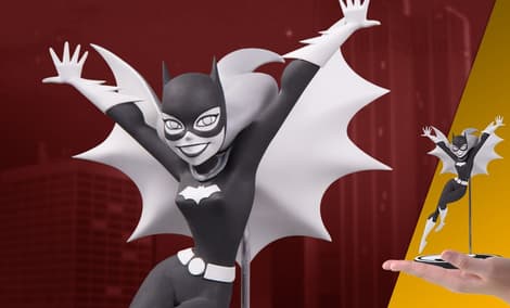 Gallery Feature Image of Batgirl Statue - Click to open image gallery