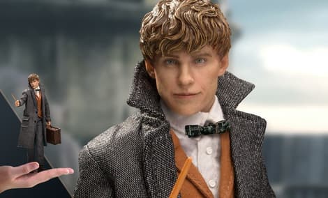 Gallery Feature Image of Newt Scamander Collectible Figure - Click to open image gallery